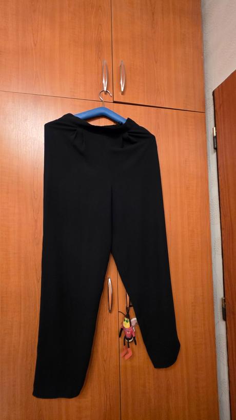 Dsmsky kostym nohavicový38ka, c&a,38