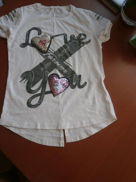 Tričko s premieňacími srdiečkami, 128