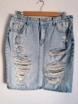 Riflova sukňa, stradivarius,42