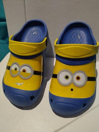 Crocsy mimoň 31, 31