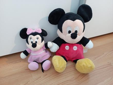 Plyšáky mickey a minnie,