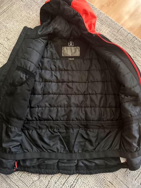 Vetrova , bunda 4f, 158