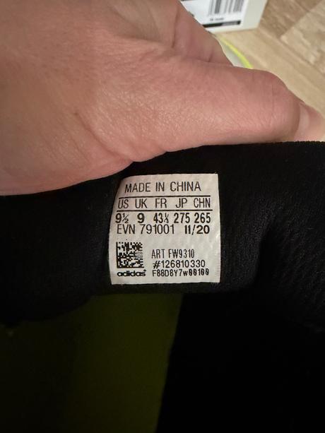 Tenisky s podrážkou continental, adidas,43