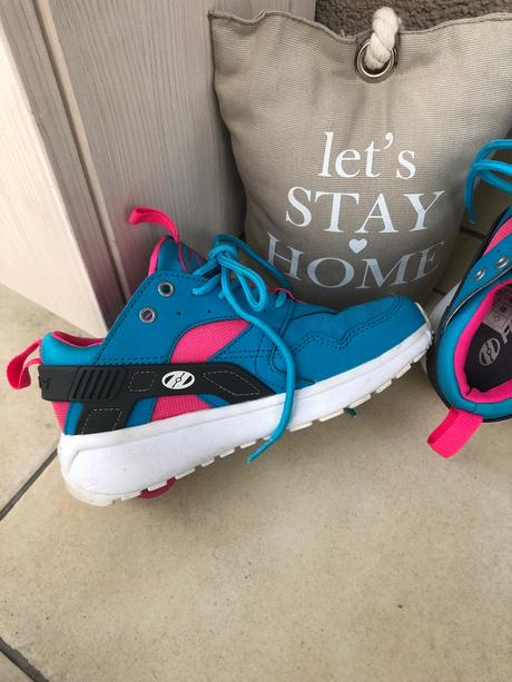 Tenisky heelys na kolieskach, veľkosť 32, heelys,32
