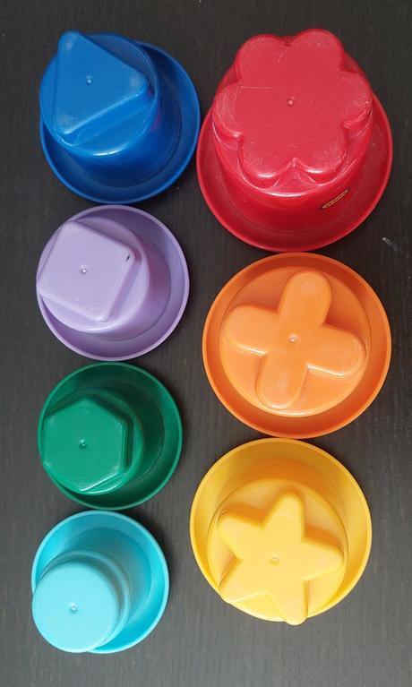 Stohovateľné kelímky, 