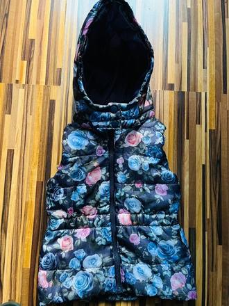 122 zn. h&m krásná prechodná vestička s ružičkami, h&m,122