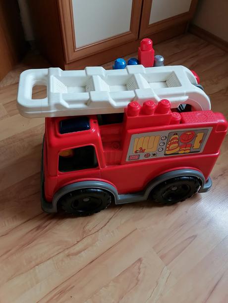 Požiarnické auto + veľké kocky, loptičky, 