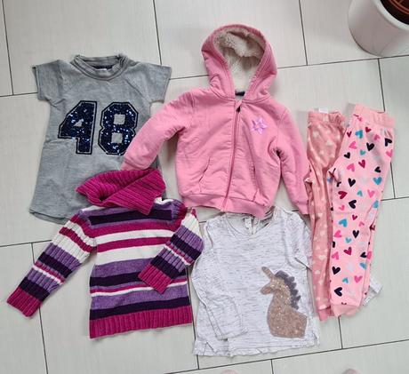 Balik oblečenia, 104–116