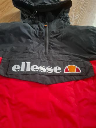 Ellesse bunda, s