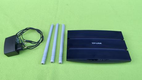Gigabit lan router, wifi 300 mbit - tp link, 