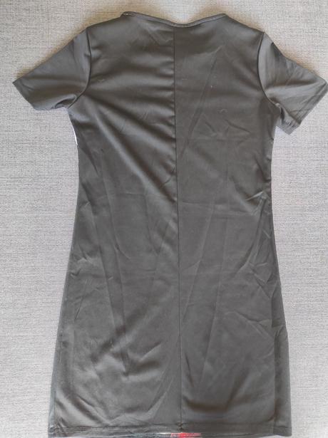 Kvetované letné šaty, s