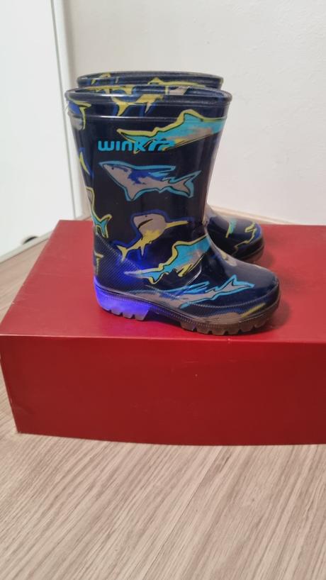 Gumáky so svietiacou podrážkou, wink,21