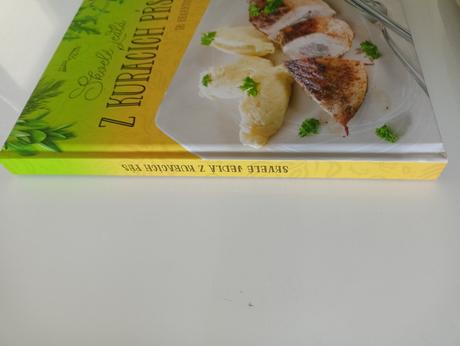 Kniha - skvelé jedlá z kuracích pŕs,