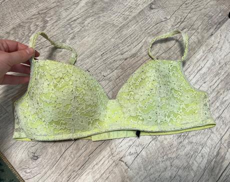 Podprsenka, tezenis,75b