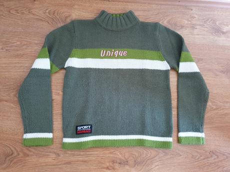 Hrubý pulovrik, 158