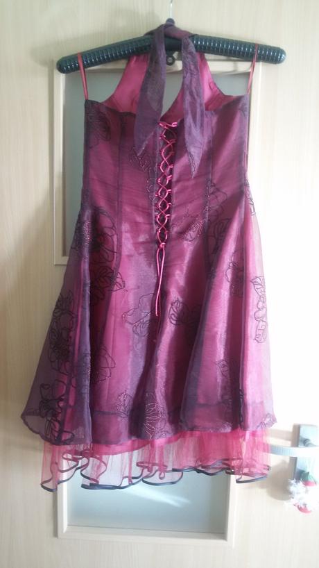 Spločenské šaty vo veľkosti 36 dvakrát oblečené, 36