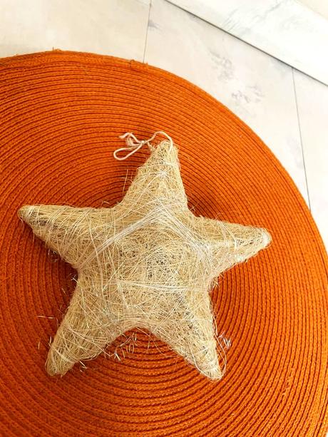 Veľká sisalová trblietavá hviezda 3d-17 x17 cm,