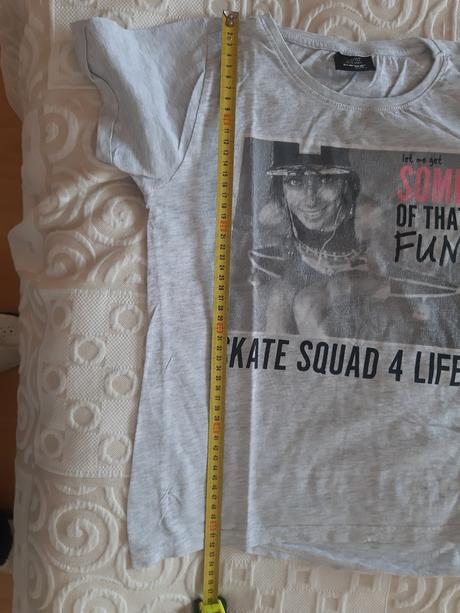 Tričká vrátane poštovného, 158