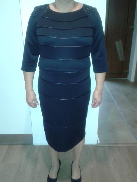 Elegantne puzdrove saty., 48