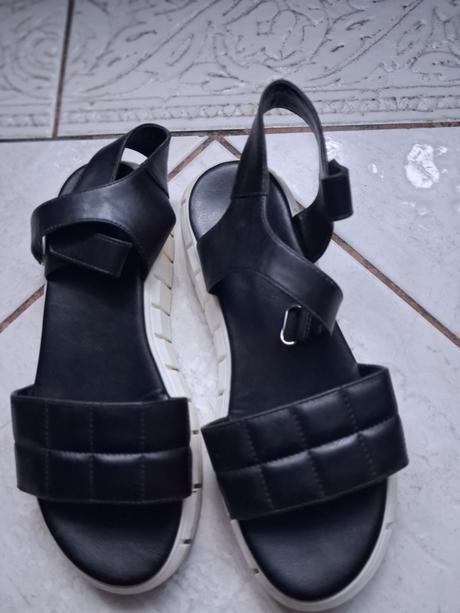 Sandalky, deichmann,37