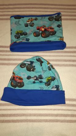 Detská čiapka s nákrčníkom plamienok, 104