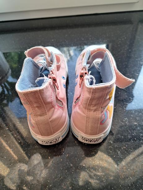 Tenisky looney tunes 33, 33