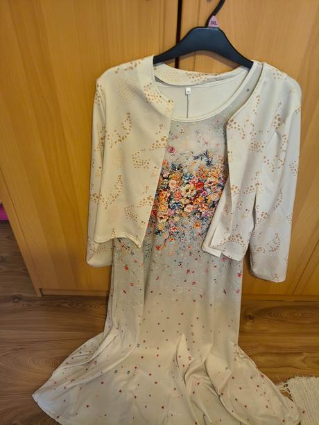 Predám dámske spoločenské šaty, xxl