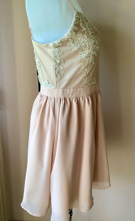 Krasne saty missguided 2+1napoly, 38