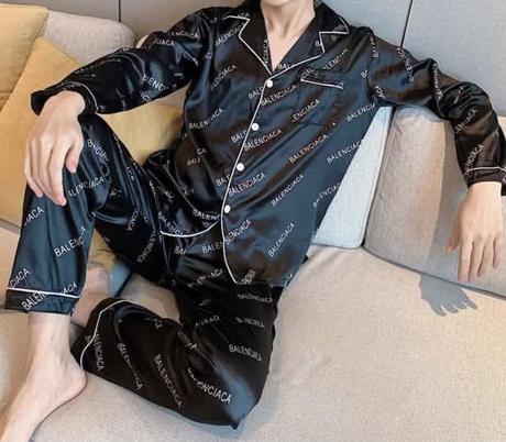 Pizamo balenciaca, m