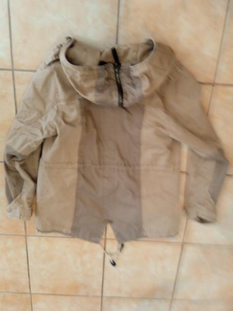 Prechodná bunda, 170