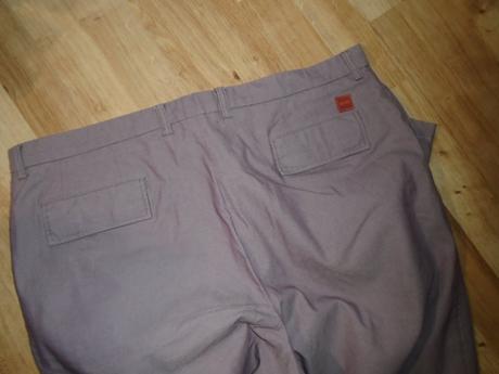 Luxusné pánske nohavice hugo boss, 54