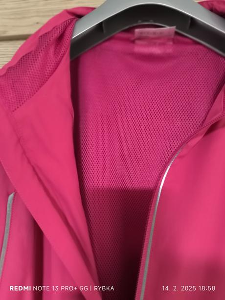 Tenká bunda na beh, l