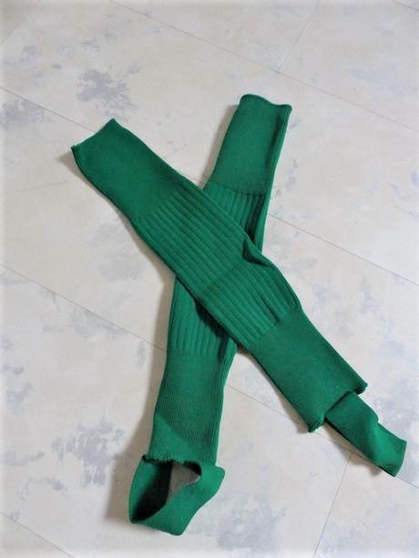 Chrániče/štulpne na futbal - 2 páry, puma,l