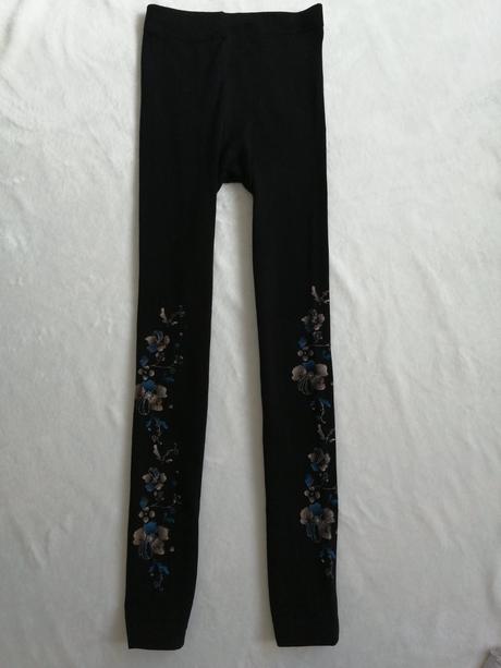 Vyteplené pančuchové legíny so vzorom, s