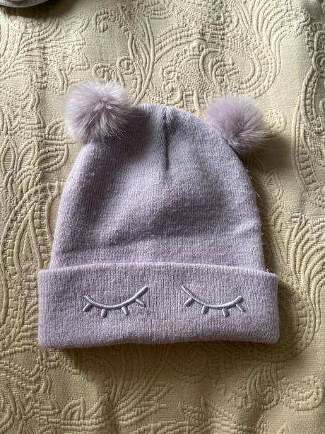 Ciapka s brmbolcami, h&m,98