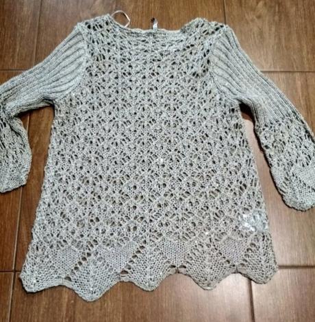 Dierovany svetrík, m