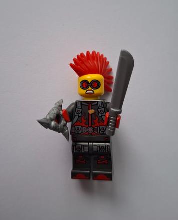 Lego ninjago postavička "slečna d.",