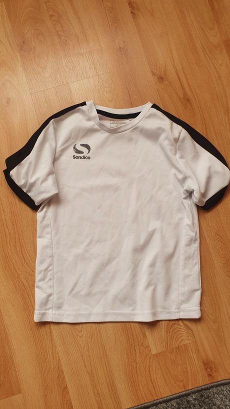 Športové tričko, 122