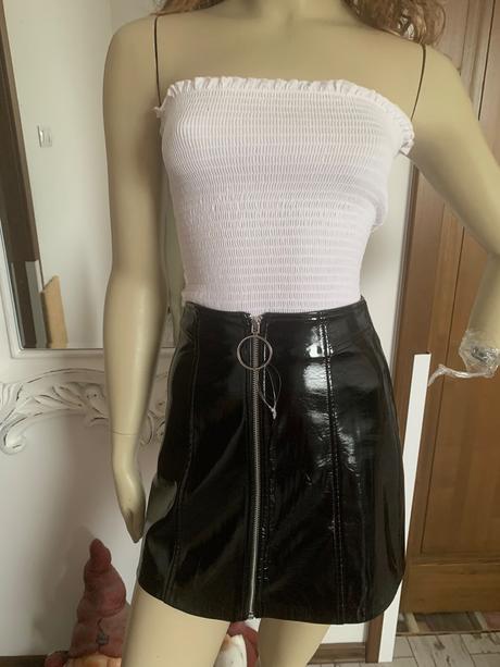 Lakovana sukna berschka, bershka,xs