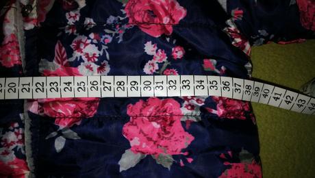 Kvetinková bundička, 104