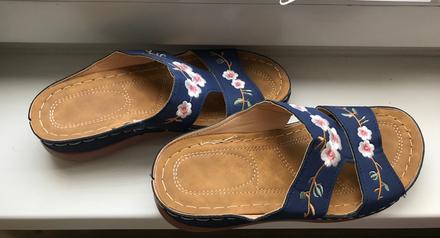 Šľapky dámske, 35