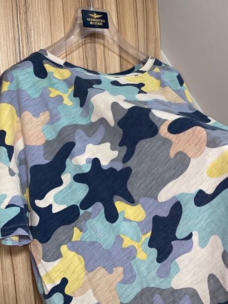 Maskáčové oversize tričko, m