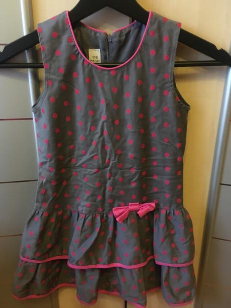 Dievčenske šaty, 110