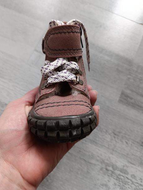 Baťa čižmy s vlnou, baťa,20