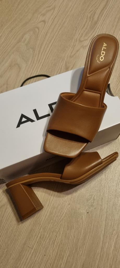 Šľapky zn. aldo, 37