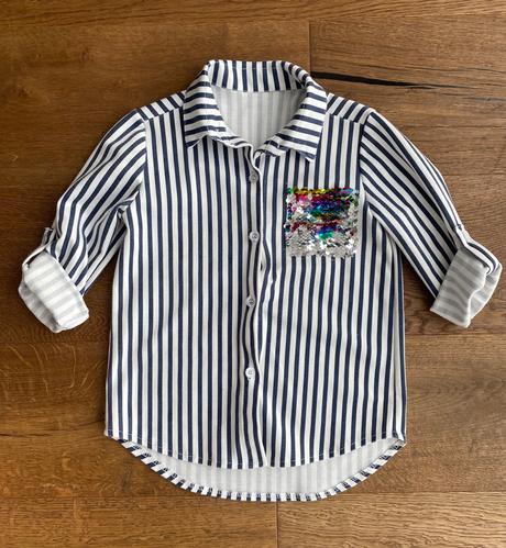 Košeľa s flitrovým vreckom, 110