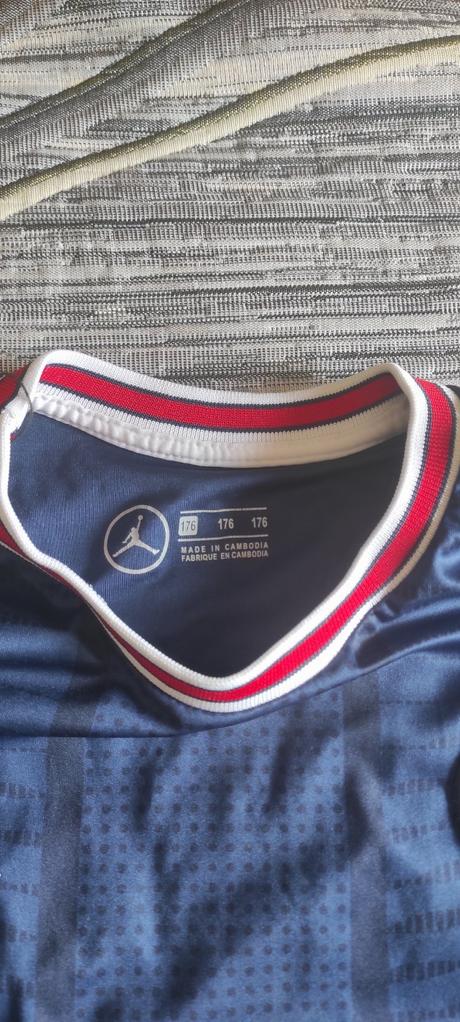 Futbalový dres messi, 176