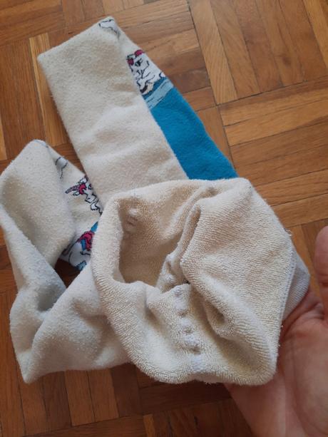 Dievčenské pančušky, 122