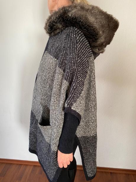 Vrchný vlnený kabát s krásnou umelou kožusinou, zara,s