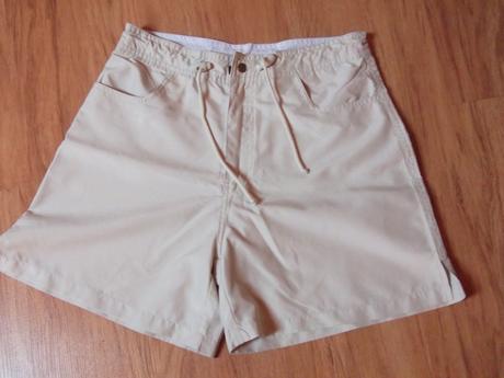 Šortky, m
